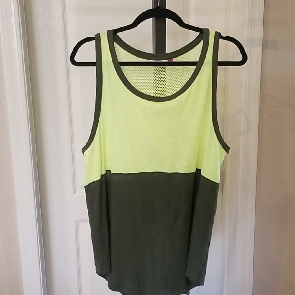 Green mesh back work out tank